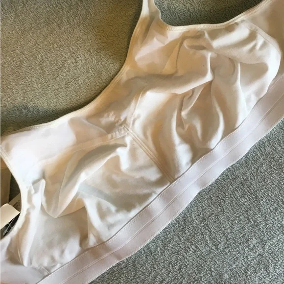 CHAMPION SPORTS BRA 44D Full support/double dry/wicking liner - Picture 6 of 7